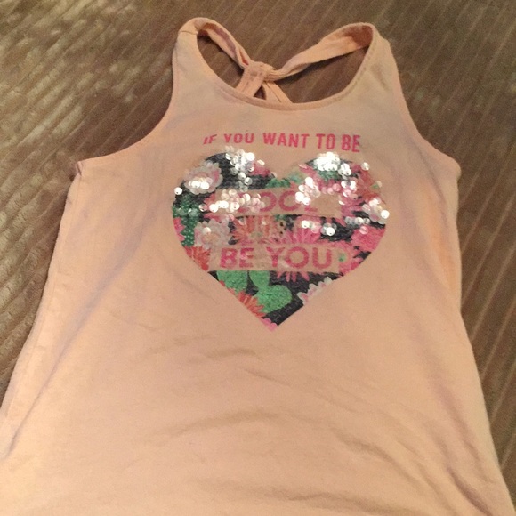 Girls tank tops sizes (10-12) - Picture 3 of 8